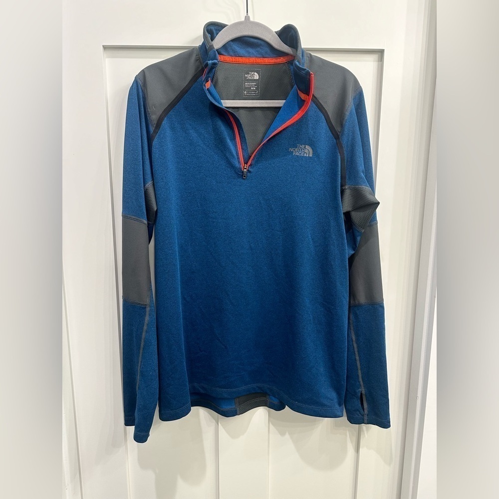 Men’s North face pullover, EUC, Medium, blue, orange, grey, quarter zip up
